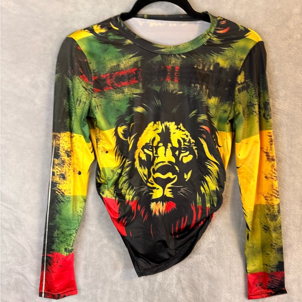 Lion Graphic Long Sleeve Top in Green, Yellow & Red